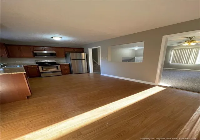 3rd image of 1536 Rossmore Dr, Fayetteville, NC 28314 | MLS# 759401