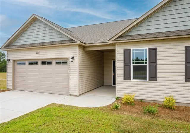 3rd image of 6085 Ari Ct, Fayetteville, NC 28312 | MLS# 759433