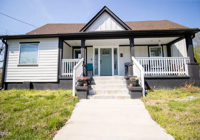 3rd image of 719 S Main St, Roxboro, NC 27573 | MLS# 10154917