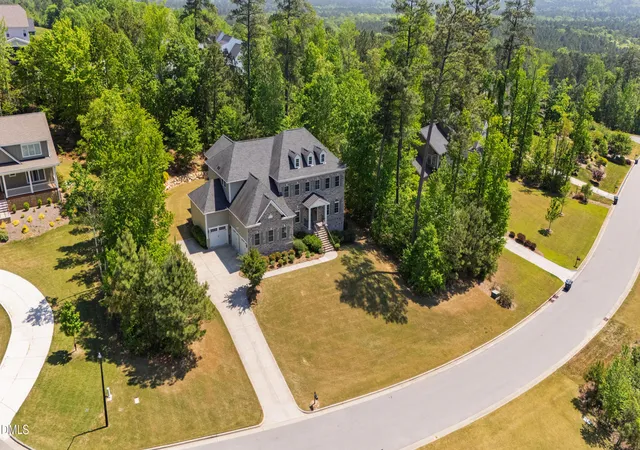 Homes for sale in Chapel Hill, NC | 122 Leatherwood Ln, Chapel Hill, NC 27517 | MLS# 10162570
