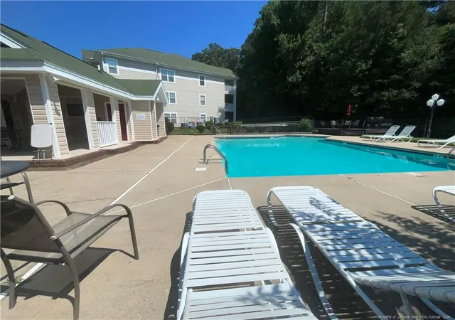 2nd image of 3326 Harbour Pointe Pl, Fayetteville, NC 28314