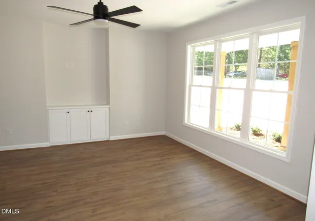 5th image of 308 S Elm St, Creedmoor, NC 27522 | MLS# 10155815