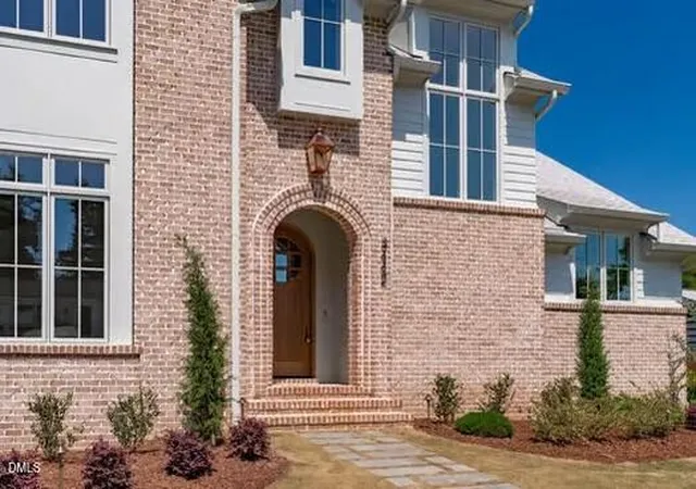 3rd image of 3442 Redbud Ln, Raleigh, NC 27607 | MLS# 10155512