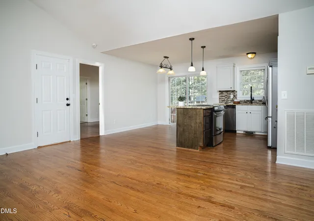 Photo 5 of Single Family Residence at 65 Spencers Gate Dr, Youngsville, NC 27596 | MLS# 10157427 | | Sold on 2026-06-17