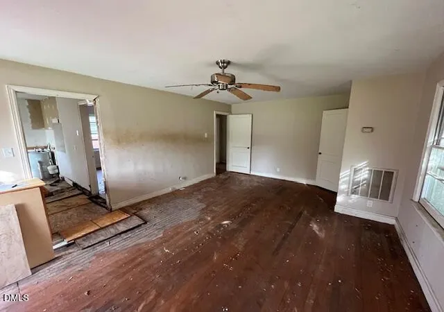 Photo 5 of Single Family Residence at 2121 Ruffin St, Durham, NC 27704 | MLS# 10155262 | | Sold on 2026-05-29