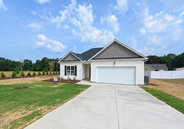 2nd image of 19 Boston River Dr, Dunn, NC 28334 | MLS# 10155078