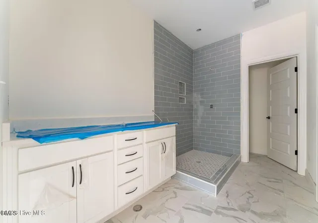 Photo 4 of Single Family Residence at 2033 Pewter Dr, West End, NC 27376 | MLS# 10155149 |  | Sold on 2026-07-27