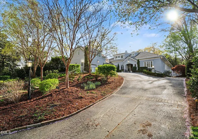 Photo 2 of Single family home for sale at 3207 Sussex Rd, Raleigh, NC 27607 | MLS# 10155582 | Listing updated on 2026-09-16