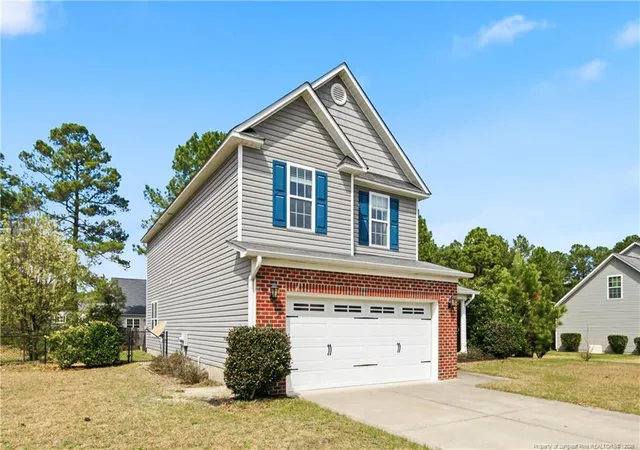 Photo 3 of Single family home for sale at 427 Basket Oak Dr, Bunnlevel, NC 28323 | MLS# 759430 | Listing updated on 2026-08-27