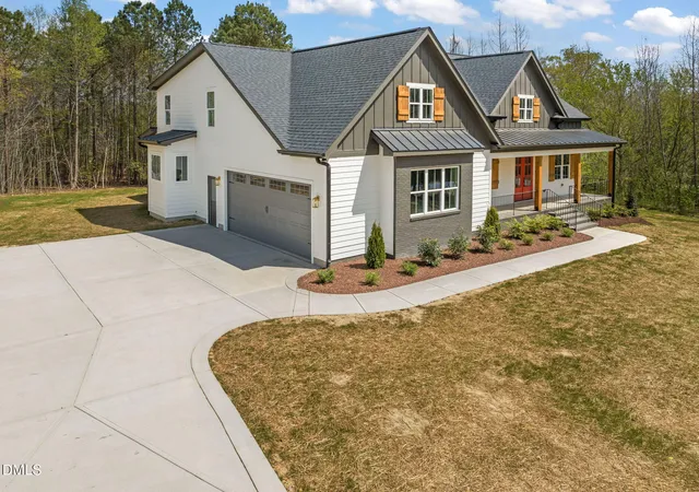 Photo 2 of Single Family Residence at 340 Pilot Ridge Rd, Zebulon, NC 27597 | MLS# 10156837 | | Sold on 2026-06-12