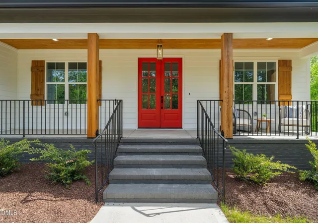 Photo 3 of Single Family Residence at 340 Pilot Ridge Rd, Zebulon, NC 27597 | MLS# 10156837 | | Sold on 2026-06-12