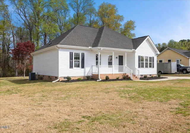 Photo 3 of Single family home for sale at 209 Hunters Farm Dr, Raleigh, NC 27603 | MLS# 10155759 | Listing updated on 2026-09-26