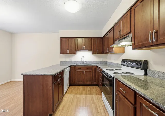 Listing Photo 4 - Condo for sale in building located at 844 Athens Dr, Raleigh, NC 27606 - Unit #C