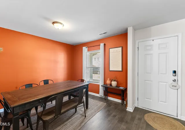 Photo 4 of Single Family Residence at 507 E Waycliff Rd, Henderson, NC 27537 | MLS# 10156223 | | Sold on 2026-05-14