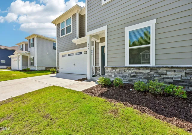 Photo 4 of Single Family Residence at 409 Southland Dr, Zebulon, NC 27597 | MLS# 10155965 | | Sold on 2026-07-23