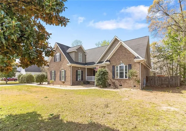 4th image of 417 Foxwood Dr, Hope Mills, NC 28348 | MLS# 759624