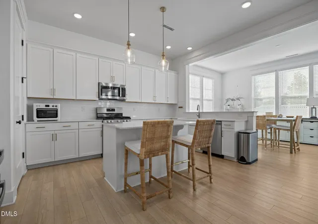 4th image of 209 Acorn Crossing Rd, Holly Springs, NC 27540 | MLS# 10157954