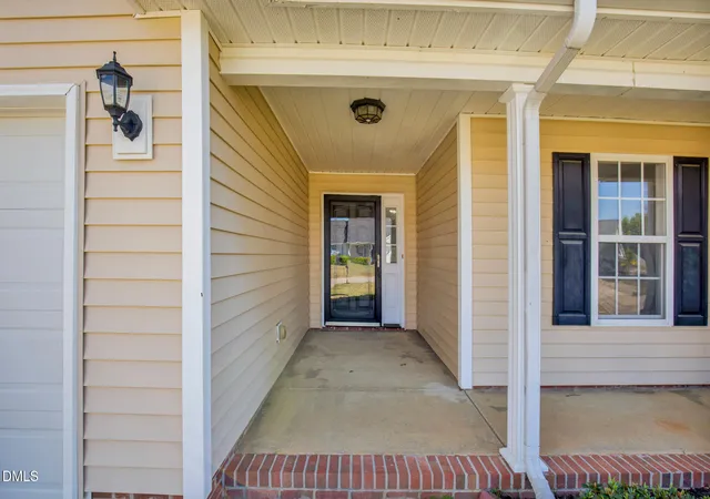 4th image of 1961 Yellowbrick Rd, Fayetteville, NC 28314 | MLS# 10156027