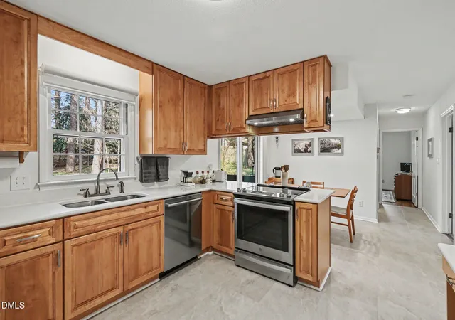 Photo 3 of Sale Pending at 806 Churchill Dr, Chapel Hill, NC 27517 | MLS# 10155876 | Listing updated on 2026-07-18