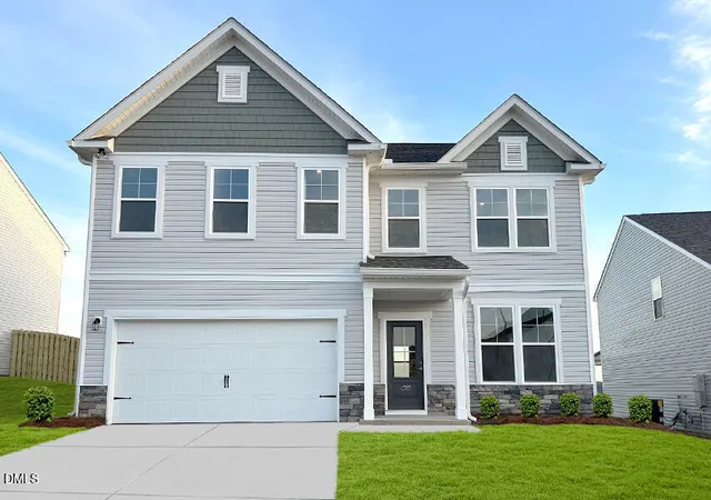 Photo 4 of Sale Pending at 310 Williams Grv Way, Apex, NC 27523 | MLS# 10155921 | Listing updated on 2026-07-22