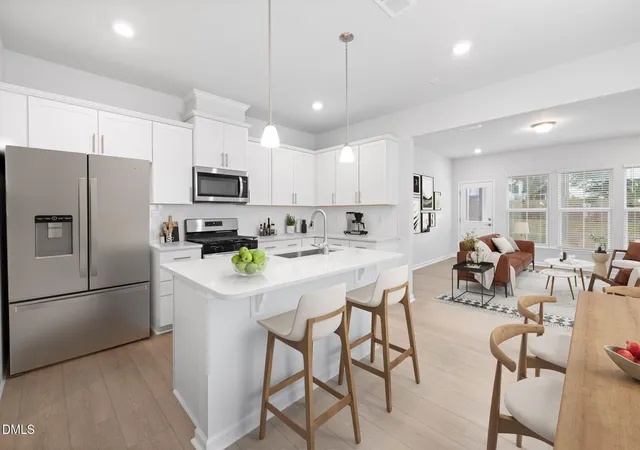 Photo 4 of Single Family Residence at 1455 Rowboat Rd, Apex, NC 27502 | MLS# 10156033 | | Sold on 2026-06-17