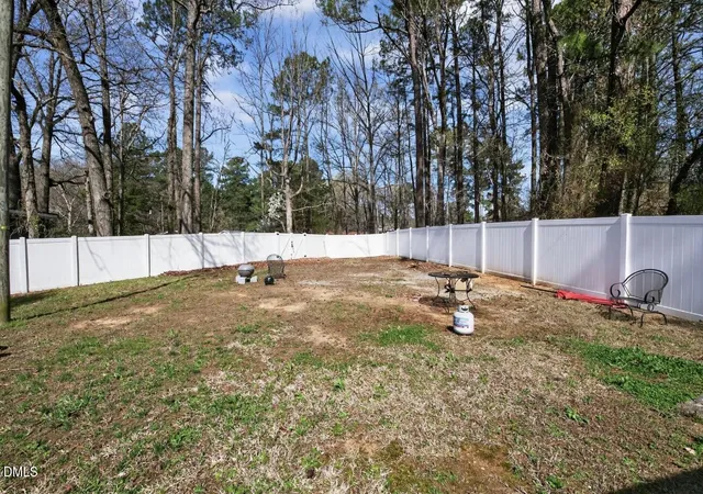 12th image of 1403 E Club Blvd, Durham, NC 27704 | MLS# 10156079