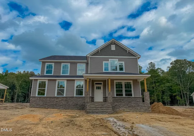 Photo 1 of Single family home for sale at 129 Bluestone Dr, Lillington, NC 27546 | MLS# 10156110 | Listing updated on 2026-09-03