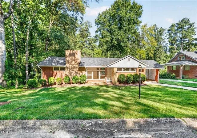 2nd image of 102 Forest Rd, Oxford, NC 27565 | MLS# 10156969