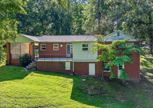 3rd image of 102 Forest Rd, Oxford, NC 27565 | MLS# 10156969