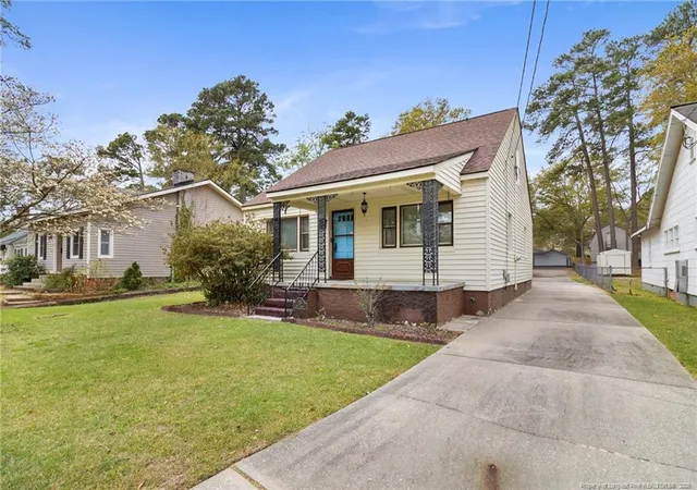 3rd image of 120 John St, Fayetteville, NC 28305 | MLS# 759716