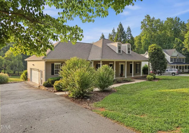 2nd image of 2705 Percussion Dr, Hillsborough, NC 27278 | MLS# 10178135