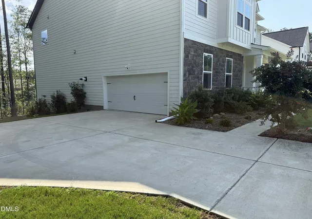 Photo 5 of Single family home for sale at 89 N Parkside Dr, Pittsboro, NC 27312 | MLS# 10156650 | Listing updated on 2026-09-01