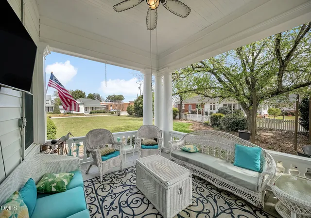 3rd image of 309 W Divine St, Dunn, NC 28334 | MLS# 10156244
