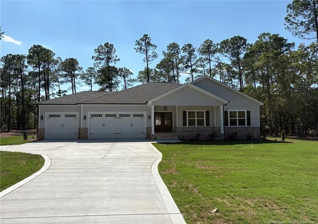 Photo 1 of Single family home for sale at 15640 Raccoon Run, Wagram, NC 28396 | MLS# 759780 | Listing updated on 2026-08-27