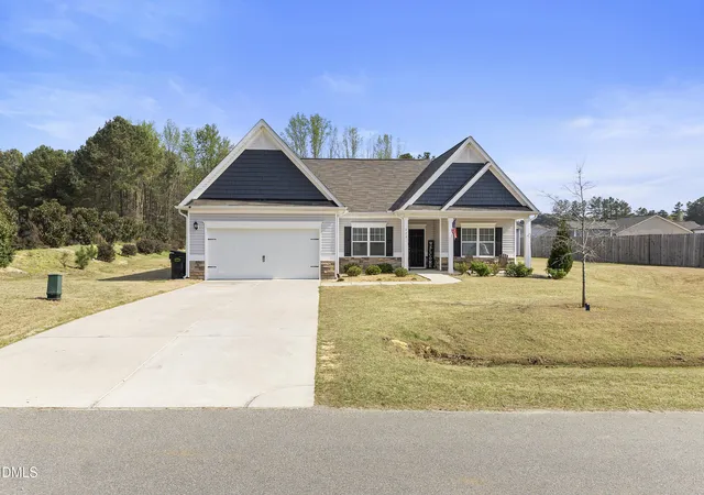 Photo 3 of Single family home for sale at 113 Lexington Dr, Sanford, NC 27332 | MLS# 10156583 | Listing updated on 2026-08-30