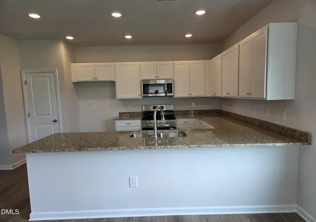 Photo 5 of Single family home for sale at 136 Oyster Tabby Dr, Lillington, NC 27546 | MLS# 10156338 | Listing updated on 2026-08-31