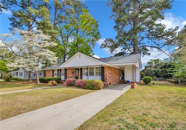 2nd image of 409 W 22nd St, Lumberton, NC 28358 | MLS# 759806