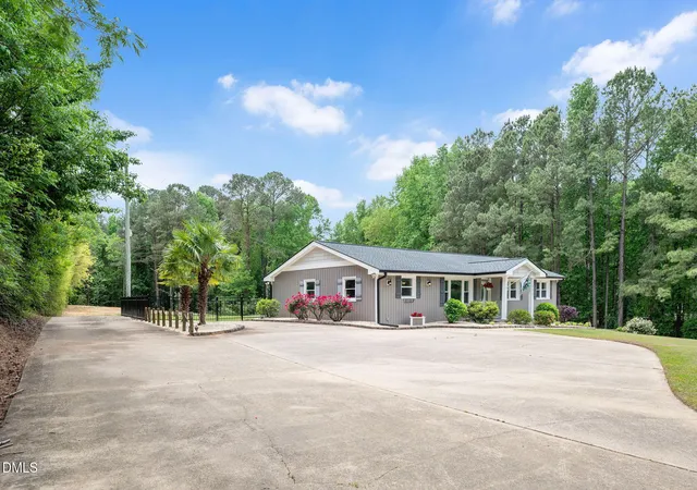4th image of 1051 Honeycutt Rd, Willow Spring, NC 27592 | MLS# 10163607