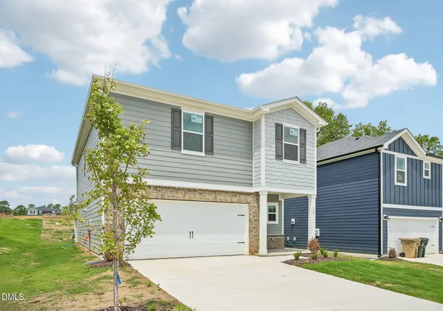 Photo 3 of Single family home for sale at 133 N Fld Sparrow Way, Clayton, NC 27520 | MLS# 10156590 | Listing updated on 2026-10-08