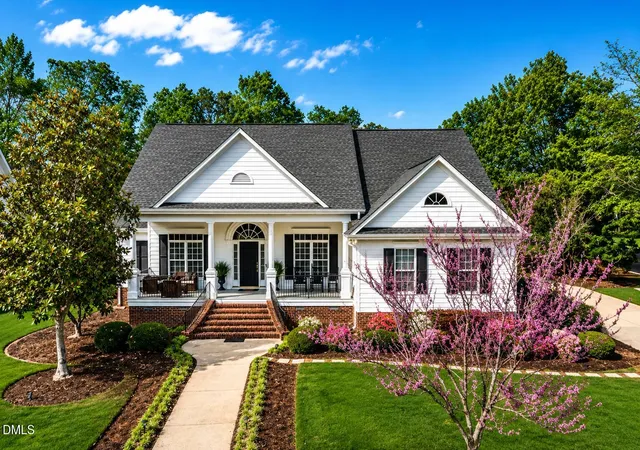 Homes for sale in Mebane, NC | 1500 St Andrews Dr, Mebane, NC 27302 | MLS# 10156927