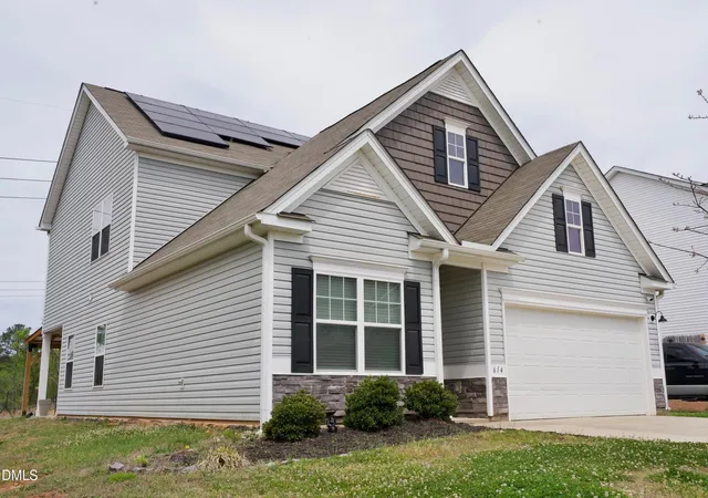 Photo 3 of Single family home for sale at 614 Marian Way, Sanford, NC 27330 | MLS# 10158347 | Listing updated on 2026-07-25