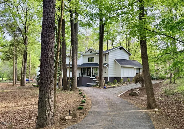1st image of 996 Cleland Dr, Chapel Hill, NC 27517 | MLS# 10160111