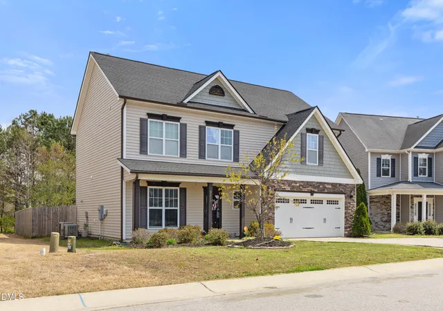 Homes for sale in Zebulon, NC | 2413 Cattail Pond Dr, Zebulon, NC 27597 | MLS# 10157447