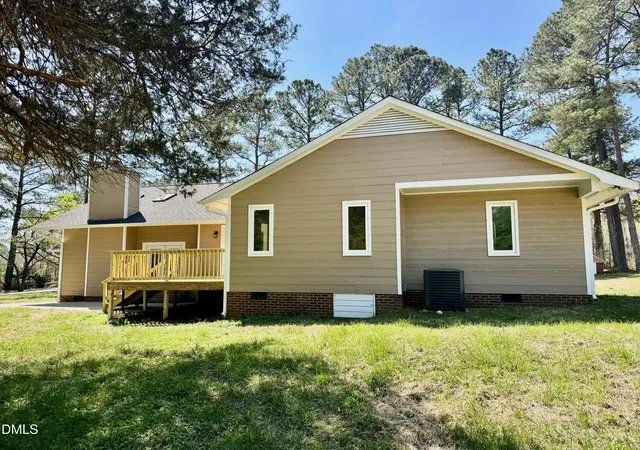 Photo 5 of Single Family Residence at 1720 Ross Ml Rd, Henderson, NC 27537 | MLS# 10156812 | | Sold on 2026-05-19