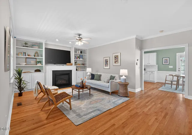 Photo 4 of Single Family Residence at 121 E Seeman St, Durham, NC 27701 | MLS# 10156722 | | Sold on 2026-06-08