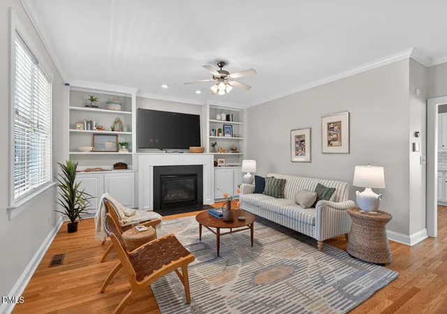 Photo 5 of Single Family Residence at 121 E Seeman St, Durham, NC 27701 | MLS# 10156722 | | Sold on 2026-06-08