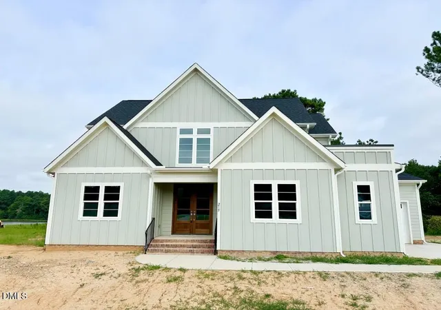 1st image of 215 Broadleaf Ln, Youngsville, NC 27596 | MLS# 10166350