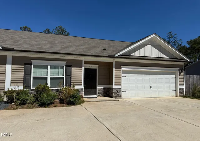 Homes for sale in Sanford, NC | 1411 S 7Th St, Sanford, NC 27330 | MLS# 10156708