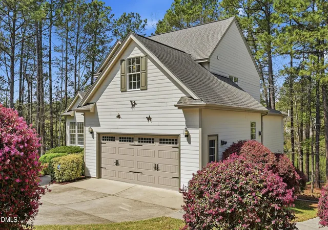 Photo 4 of Single Family Residence at 7 Chelan Ct, Durham, NC 27713 | MLS# 10157126 | | Sold on 2026-07-01