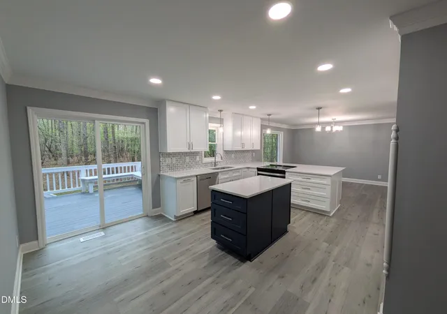 Homes for sale in Chapel Hill, NC | 105 Trailwood Ct, Chapel Hill, NC 27516 | MLS# 10157613